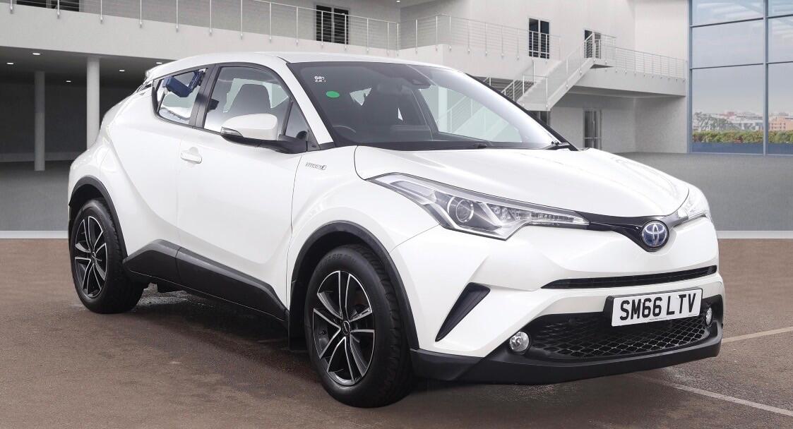 Used Toyota C-HR 2017 for sale - 77425997: Photo 4