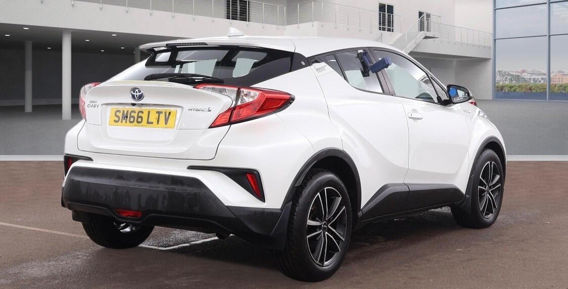 Used Toyota C-HR 2017 for sale - 77425997: Photo 5