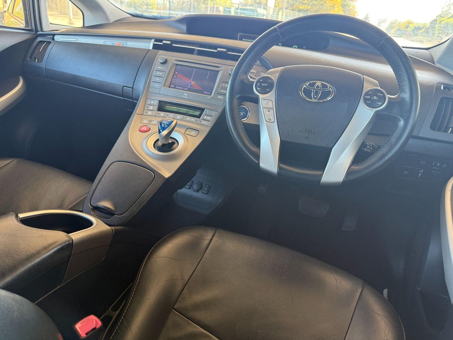 Used Toyota Prius 2013 for sale - 76122538: Photo 1