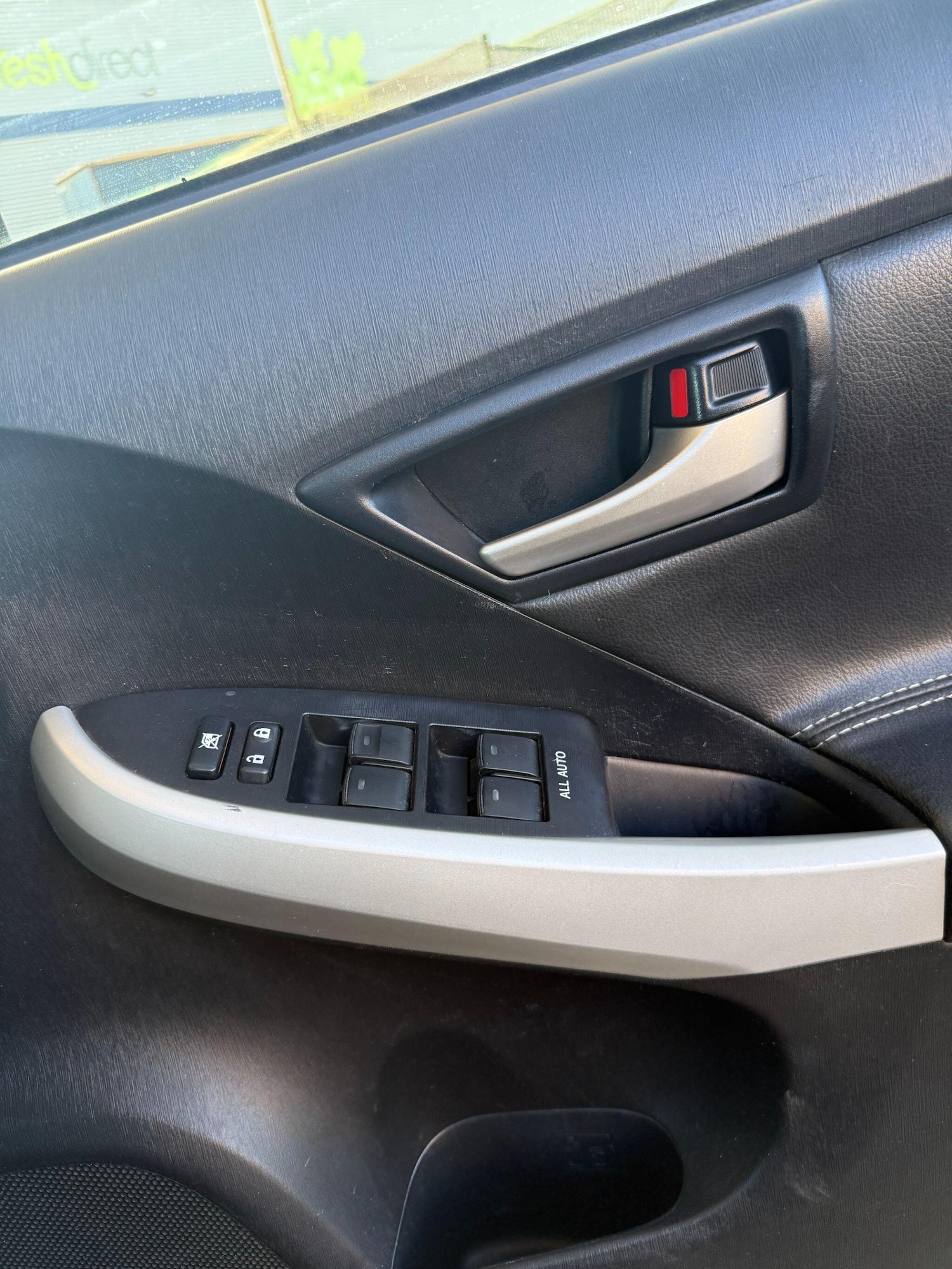 Used Toyota Prius 2013 for sale - 76122538: Photo 22