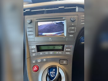 Used Toyota Prius 2013 for sale - 76122538: Photo 4