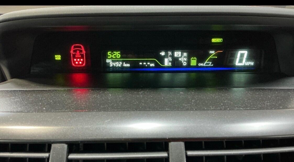 Used Toyota Prius+ 2013 for sale - 77254582: Photo 6