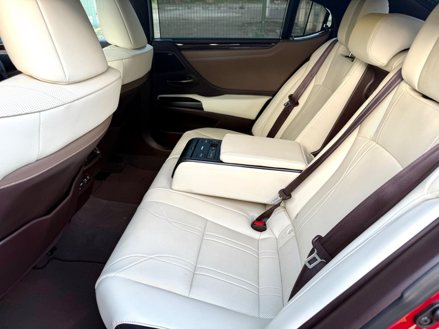 Used Lexus ES 2019 for sale - 76550094: Photo 13