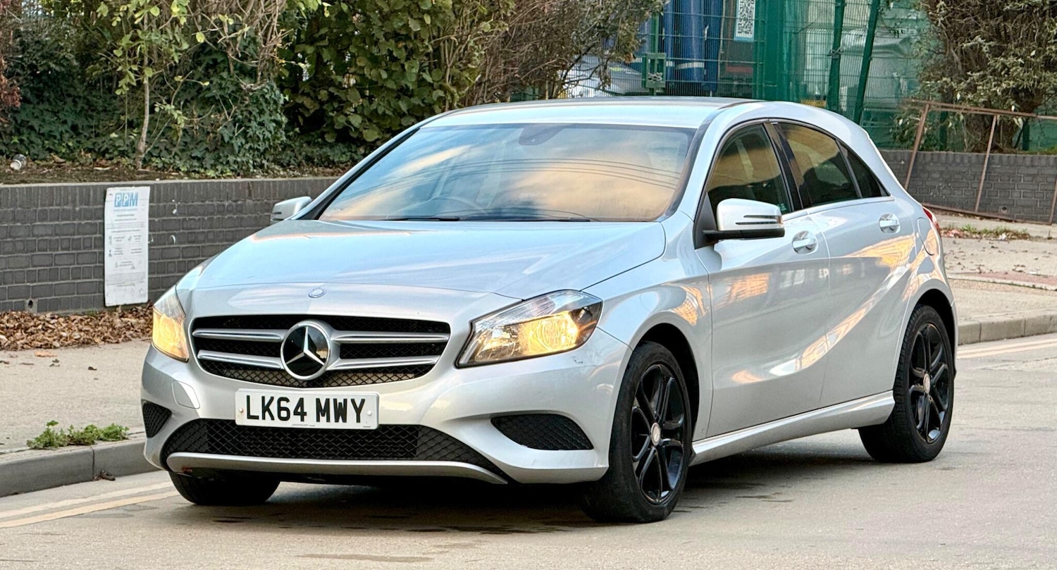 Used Mercedes-Benz A-Class 2014 for sale - 76991630: Photo 4