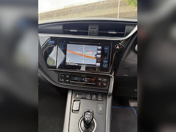 Used Toyota Auris 2017 for sale - 75268888: Photo