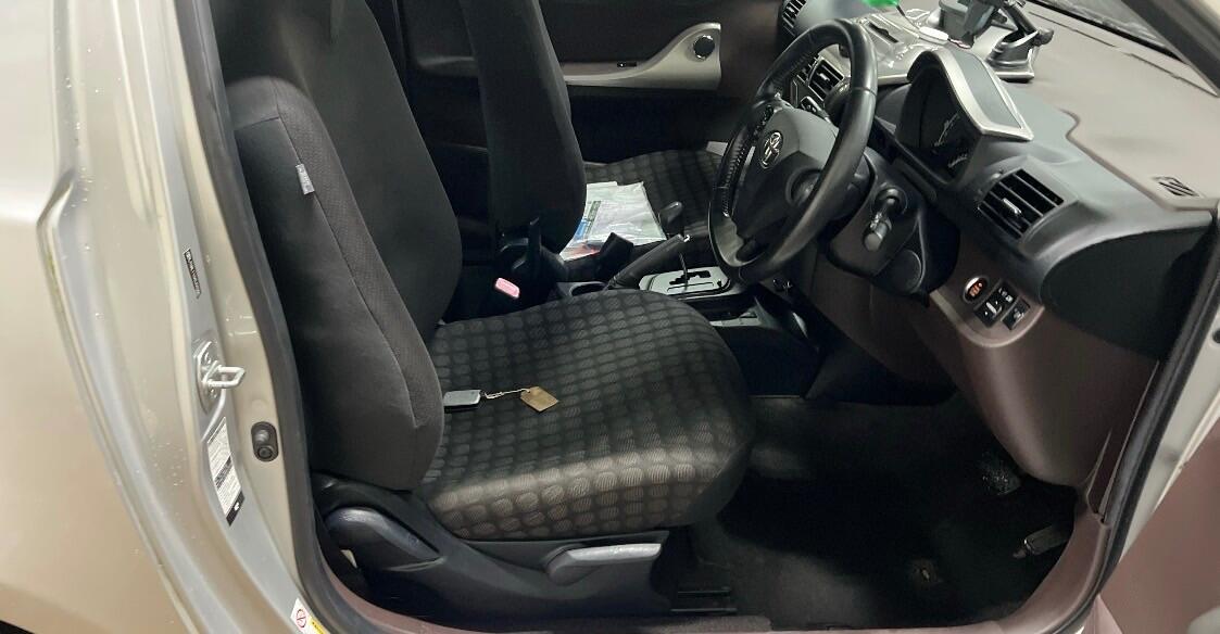 Used Toyota IQ 2010 for sale - 77575298: Photo 10