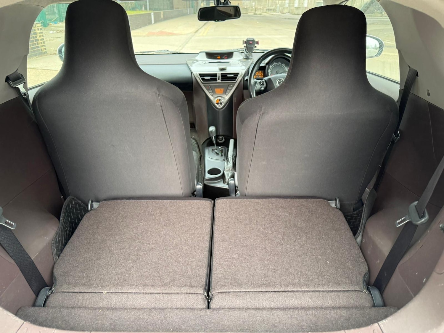 Used Toyota IQ 2010 for sale - 77575298: Photo 13