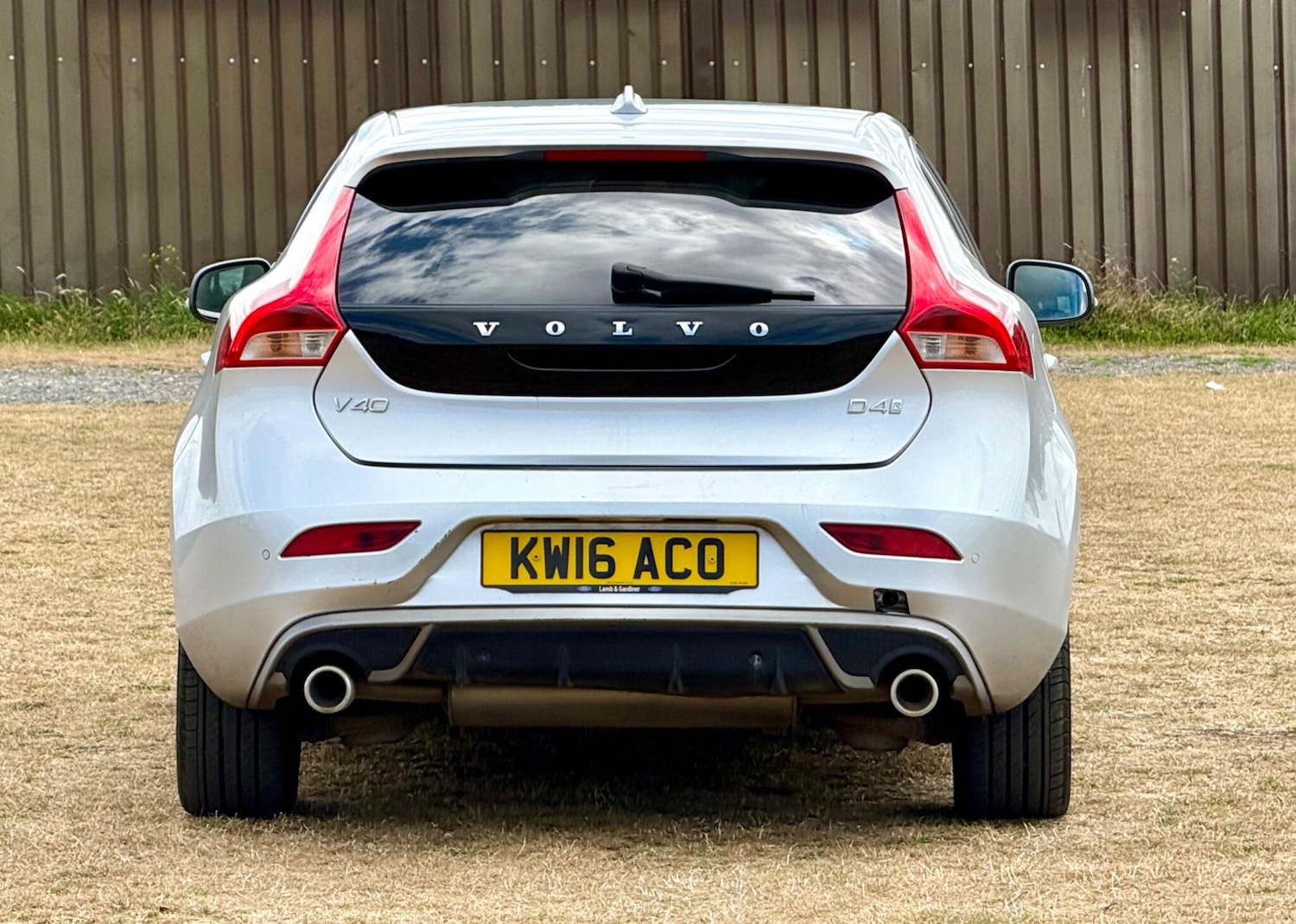 Used Volvo V40 2016 for sale - 77016439: Photo 12