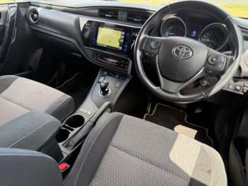 Used Toyota Auris 2018 for sale - 74678968: Photo