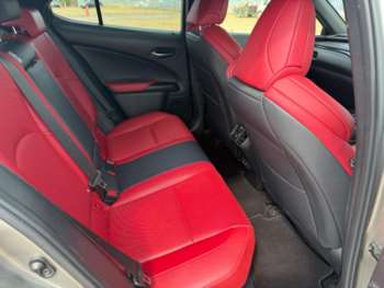Used Lexus UX 2019 for sale - 75175126: Photo