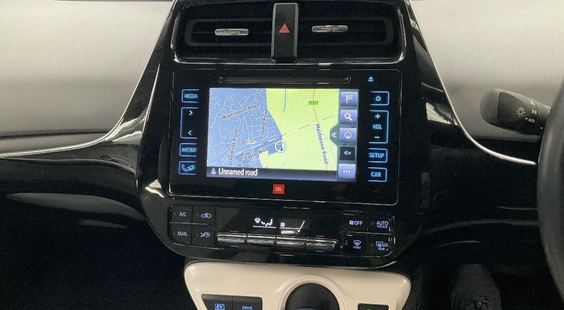 Used Toyota Prius 2018 for sale - 78128015: Photo 4