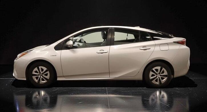 Used Toyota Prius 2018 for sale - 78128015: Photo 9