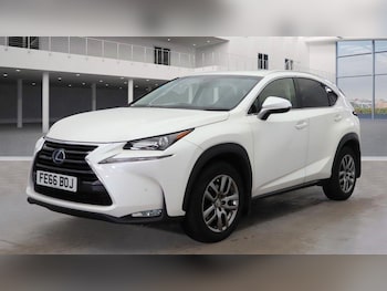 (66) - 2.5 300h Luxury SUV 5dr Petrol Hybrid E-CVT 4WD Euro 6 (s/s) (197 ps)