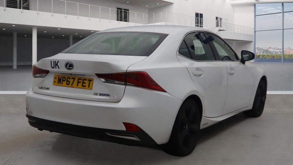 Used Lexus IS 2017 for sale - 77387335: Photo 4