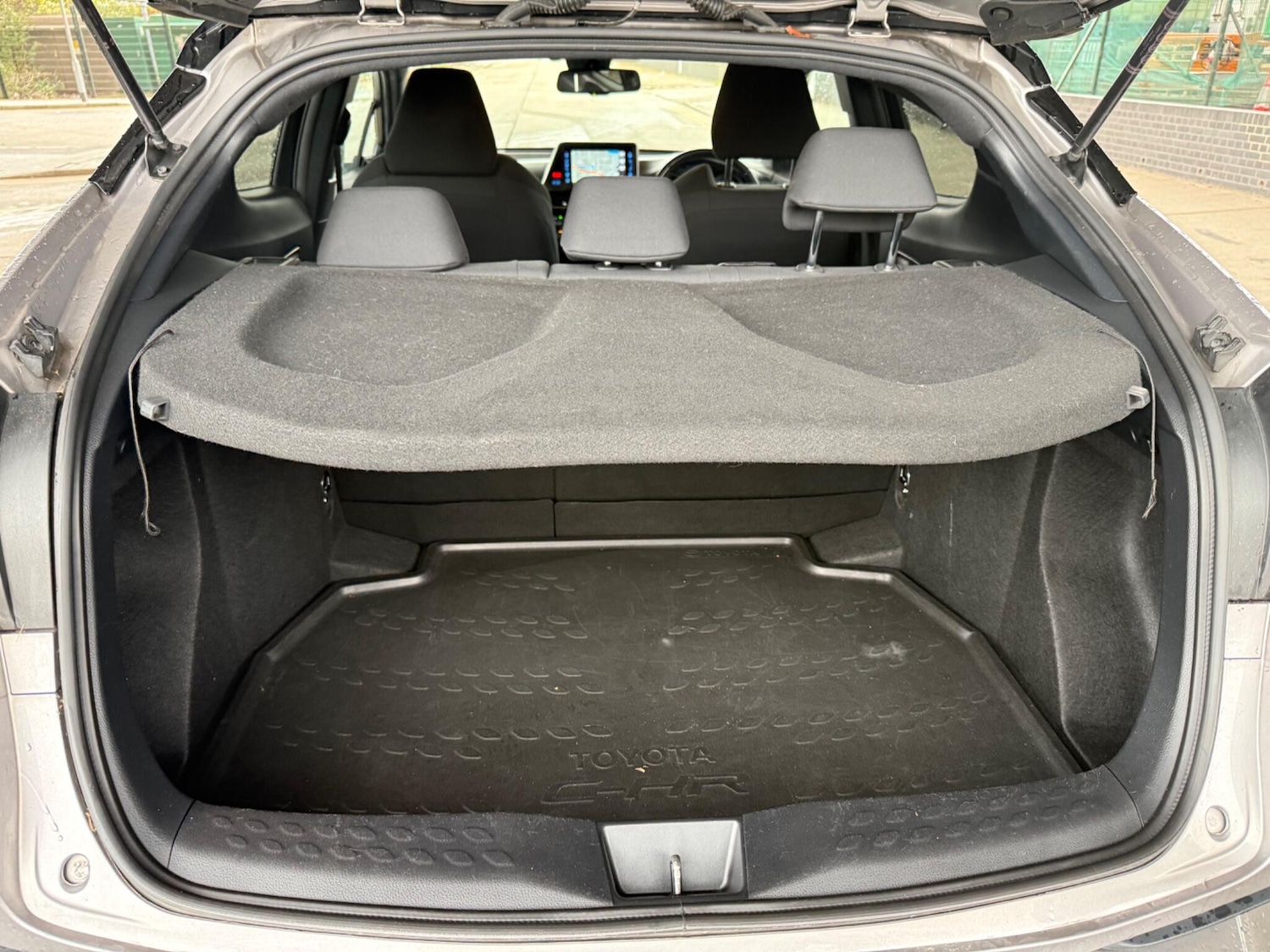 Used Toyota C-HR 2019 for sale - 76260573: Photo 21