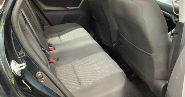 Used Toyota Auris 2015 for sale - 76326424: Photo 5
