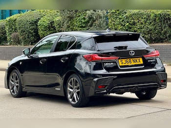 Used Lexus CT 2018 for sale - 75334218: Photo