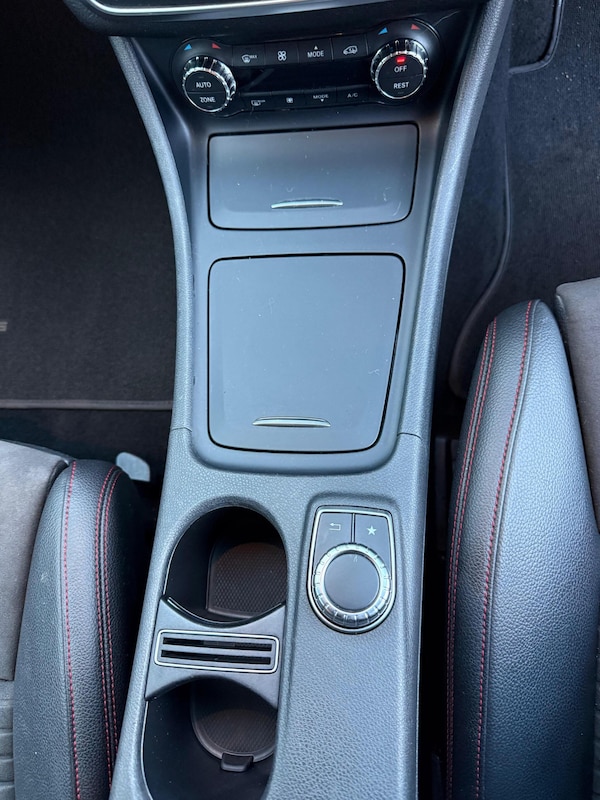 Used Mercedes-Benz CLA 2015 for sale - 75696722: Photo 11
