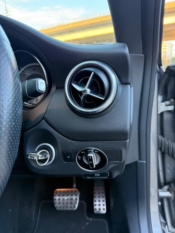 Used Mercedes-Benz CLA 2015 for sale - 75696722: Photo 15