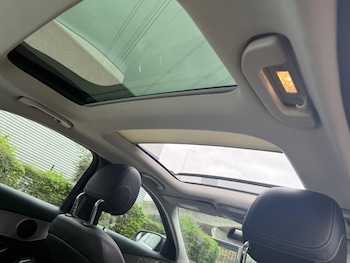 Used Mercedes-Benz C-Class 2018 for sale - 75600320: Photo