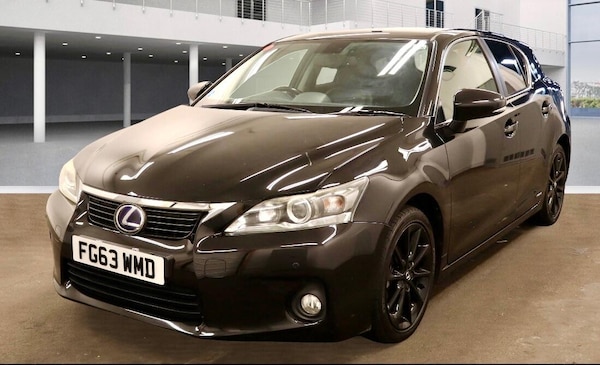 Used Lexus CT 2013 for sale - 76294619: Photo 2