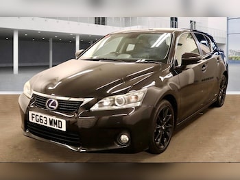 Used Lexus CT 2013 for sale - 76294619: Photo 2