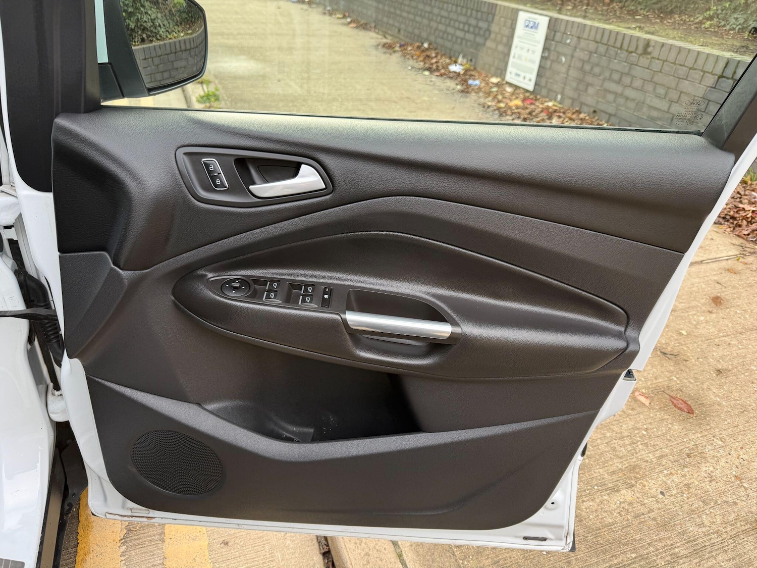 Used Ford Kuga 2015 for sale - 76619922: Photo 23