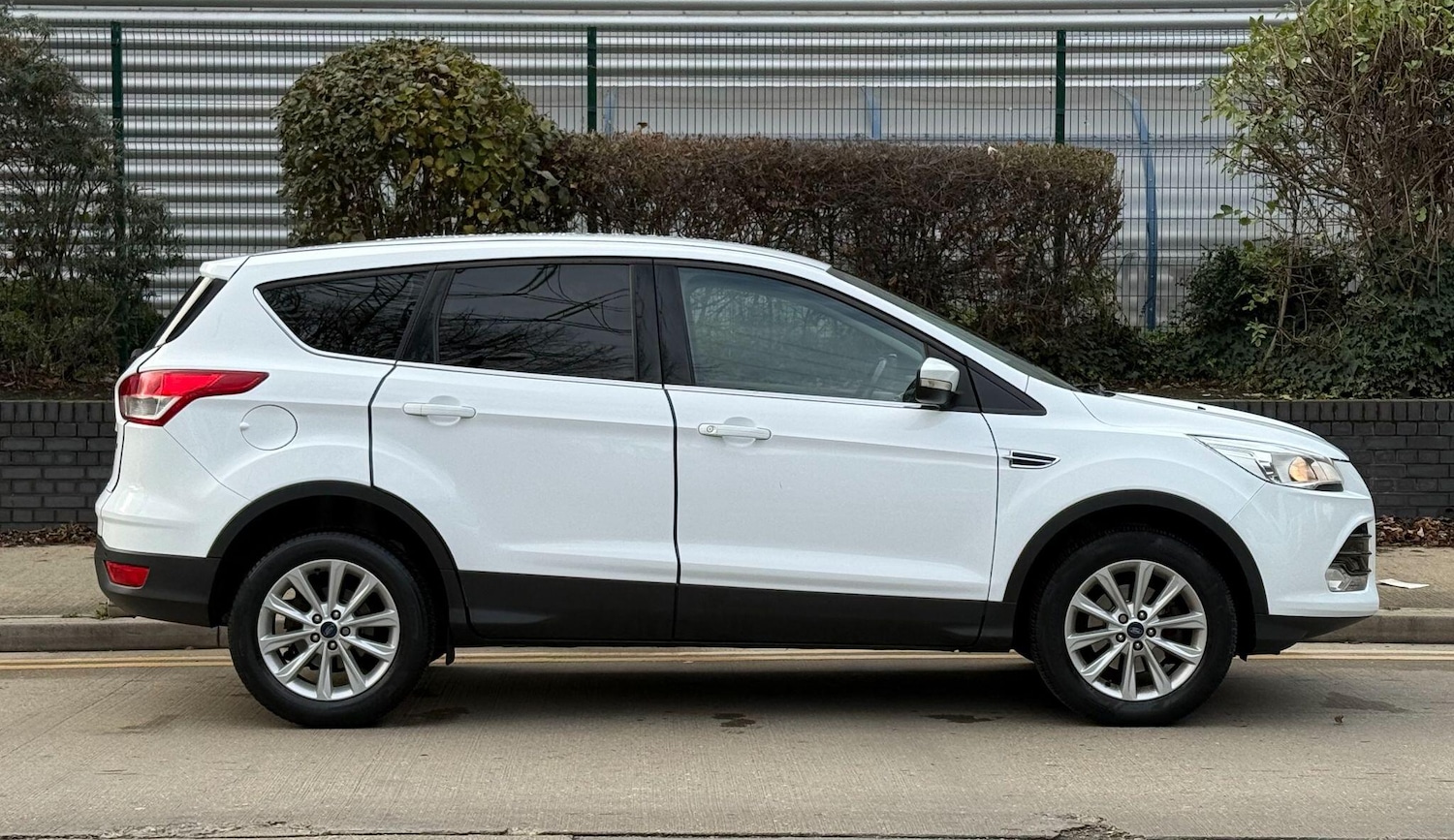 Used Ford Kuga 2015 for sale - 76619922: Photo 3