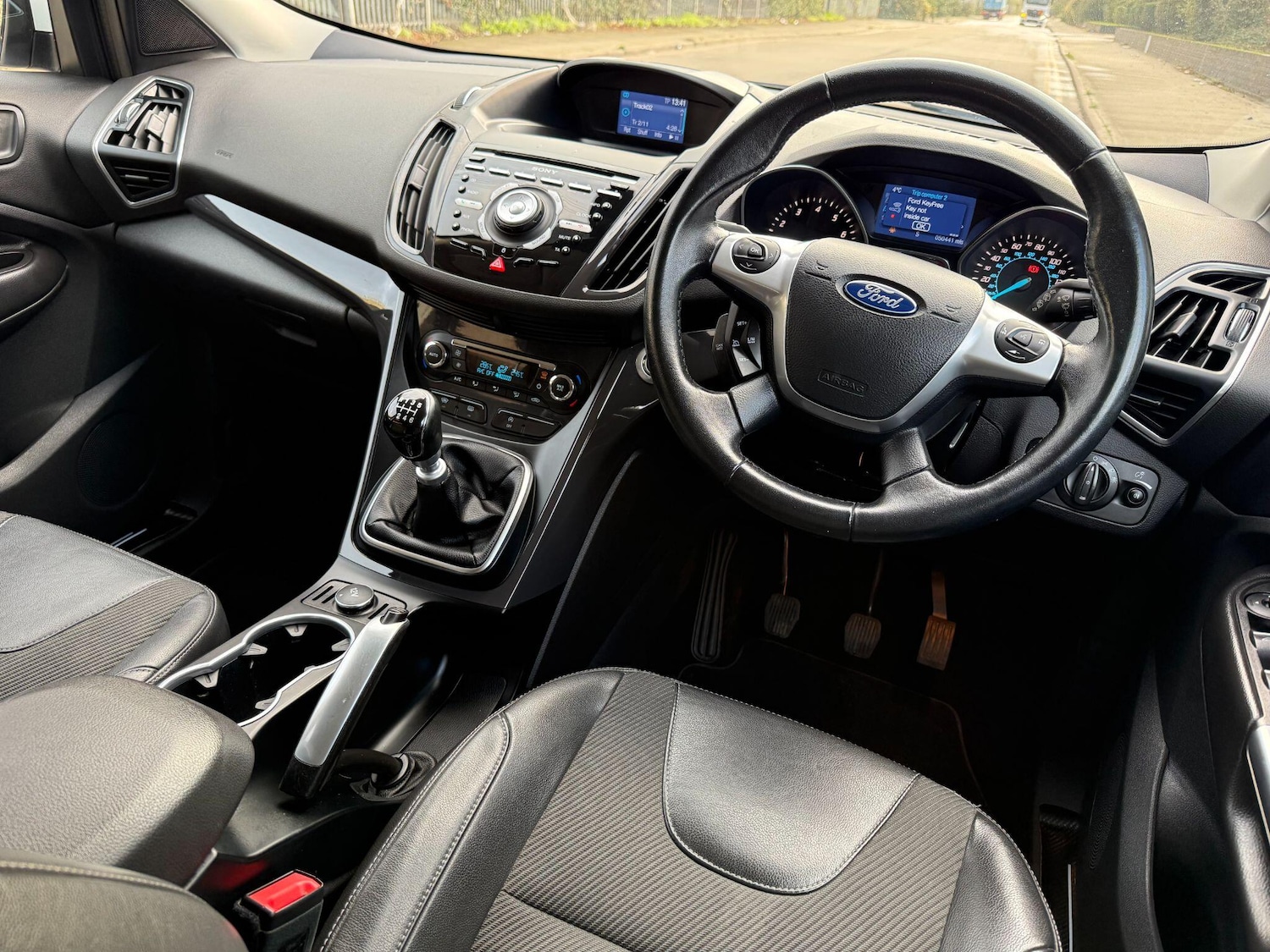 Used Ford Kuga 2015 for sale - 76619922: Photo 5