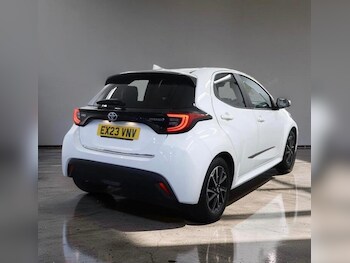 Used Toyota Yaris 2023 for sale - 78461566: Photo