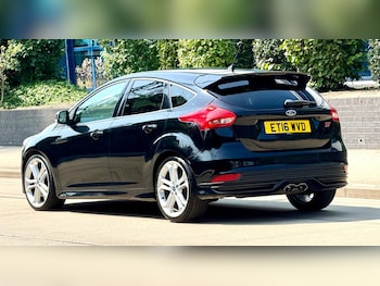 Used Ford Focus 2016 for sale - 75464187: Photo