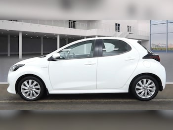 Used Toyota Yaris 2021 for sale - 76728383: Photo