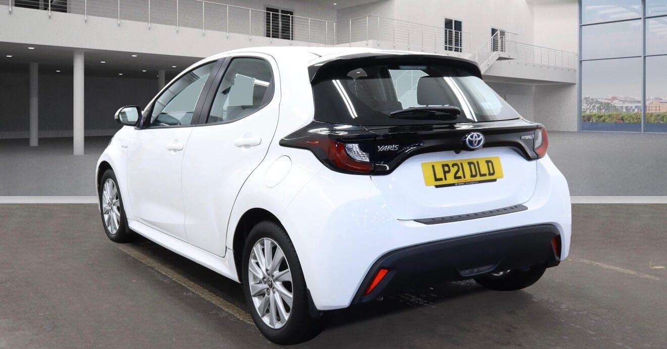 Used Toyota Yaris for sale - 76728383: Photo 5