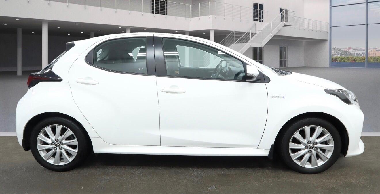 Used Toyota Yaris for sale - 76728383: Photo 6