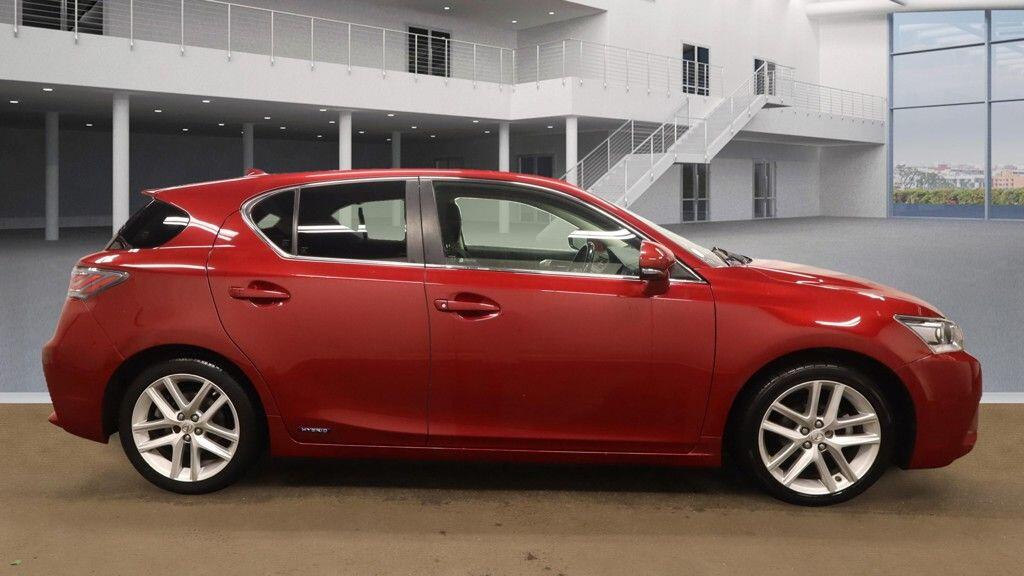 Used Lexus CT 2016 for sale - 76912833: Photo 3