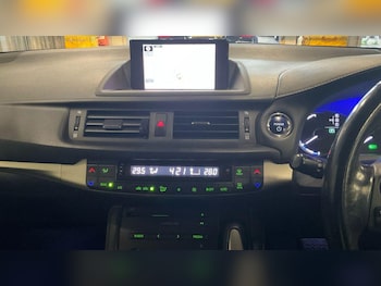 Used Lexus CT 2016 for sale - 76912833: Photo