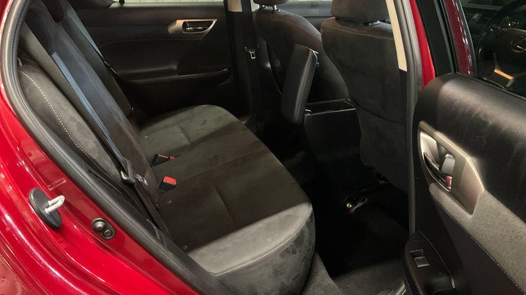 Used Lexus CT 2016 for sale - 76912833: Photo 6