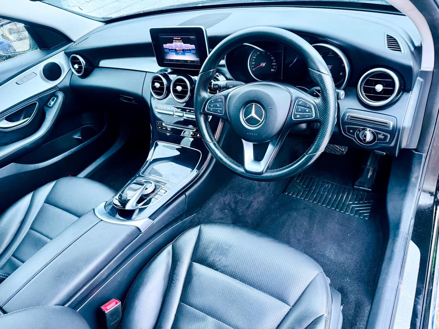 Used Mercedes-Benz C Class 2014 for sale - 77523491: Photo 33