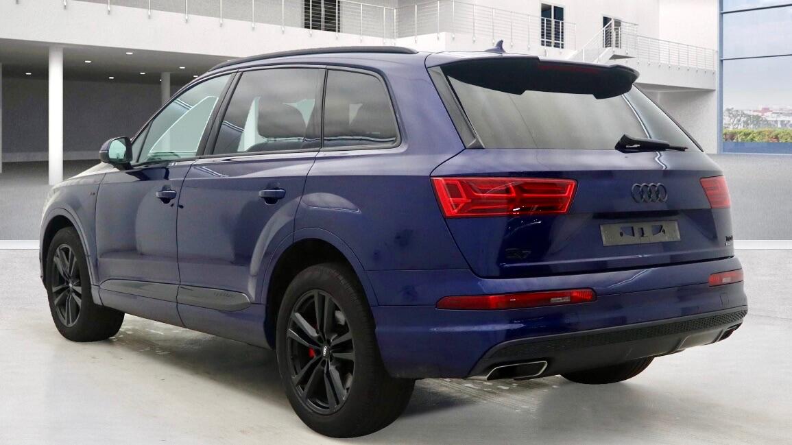 Used Audi Q7 2018 for sale - 76991403: Photo 3