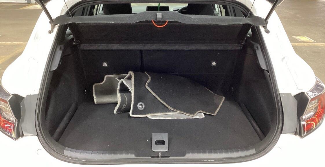 Used Toyota Corolla for sale - 78007112: Photo 12