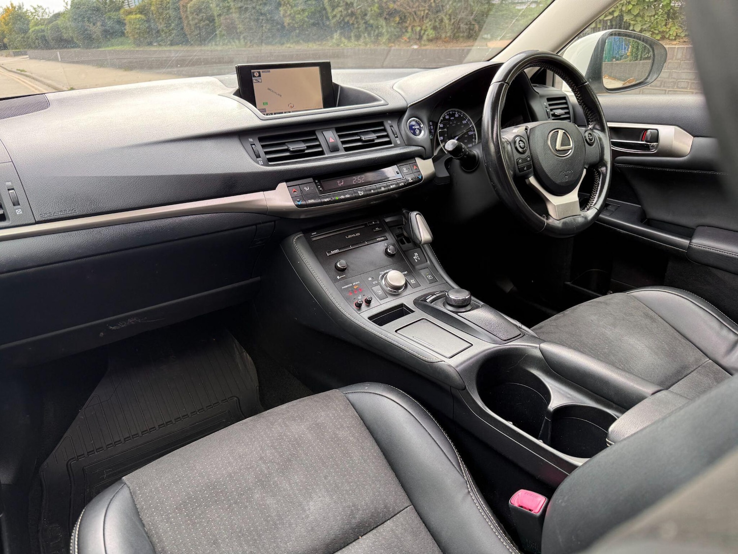 Used Lexus CT 2015 for sale - 76167333: Photo 14