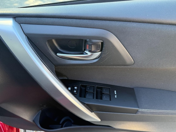 Used Toyota Auris 2014 for sale - 76121666: Photo 23