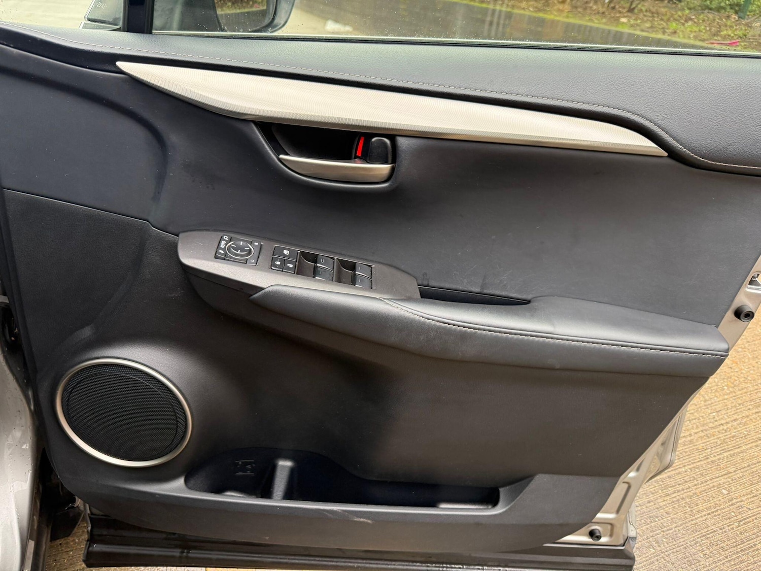 Used Toyota C-HR 2019 for sale - 77120050: Photo 25