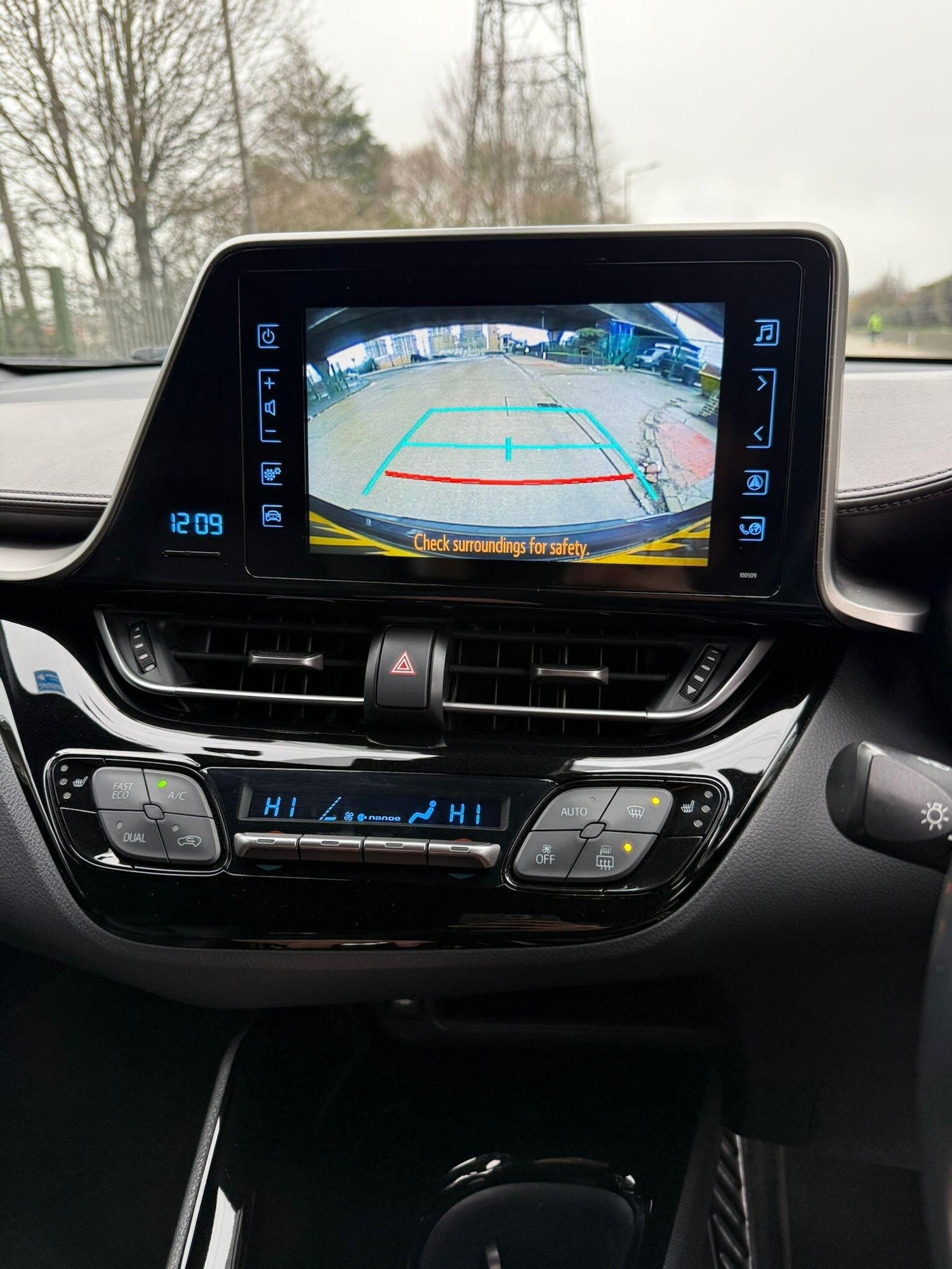 Used Toyota C-HR 2019 for sale - 77120050: Photo 28