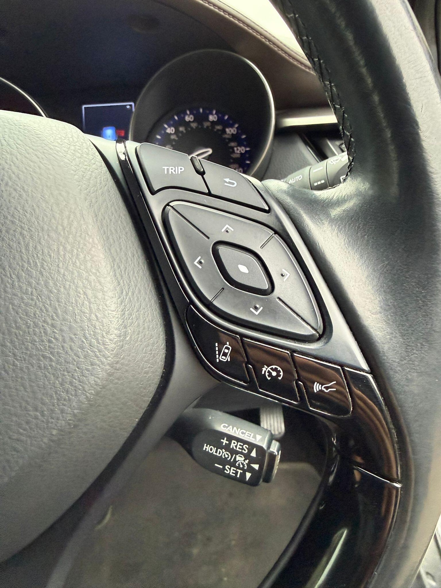 Used Toyota C-HR 2019 for sale - 77120050: Photo 35