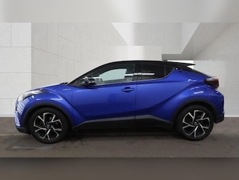 Used Toyota C-HR 2017 for sale - 78185503: Photo