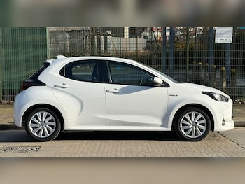 Used Toyota Yaris 2021 for sale - 77484549: Photo