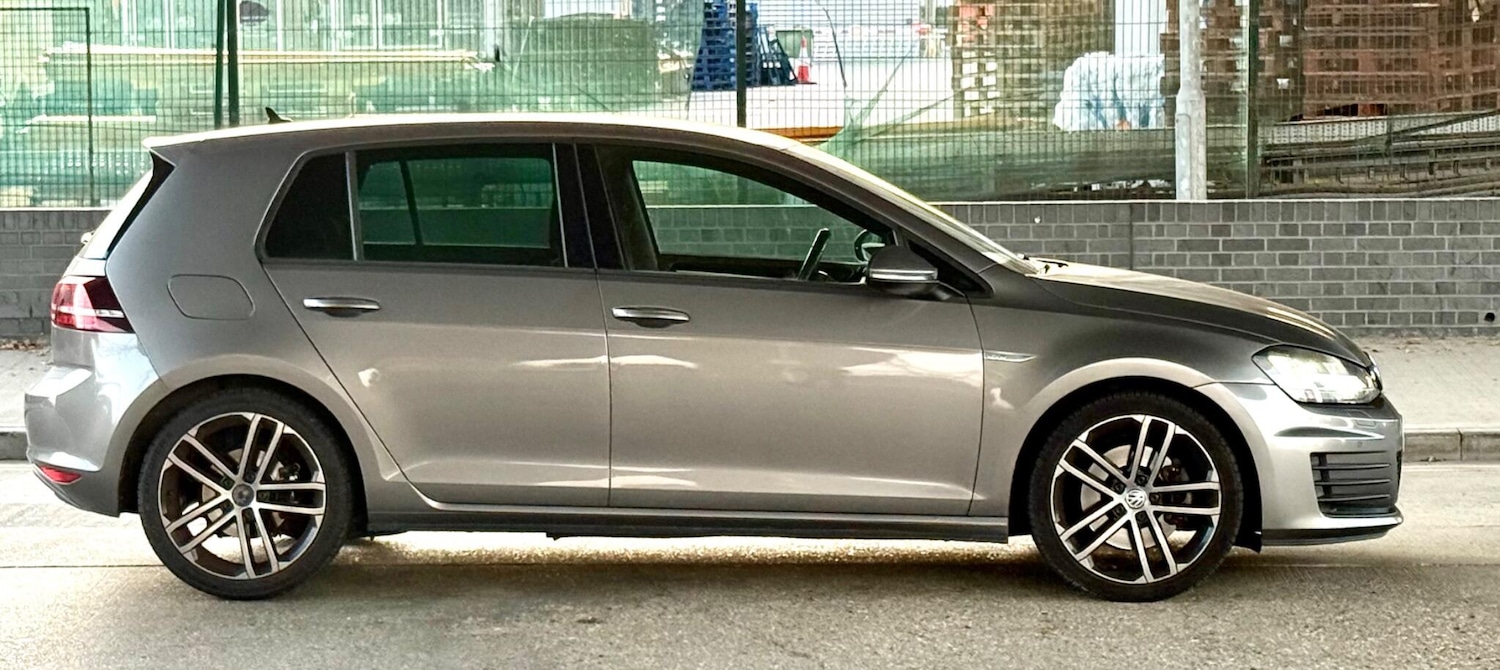 Used Volkswagen Golf 2014 for sale - 76251256: Photo 7