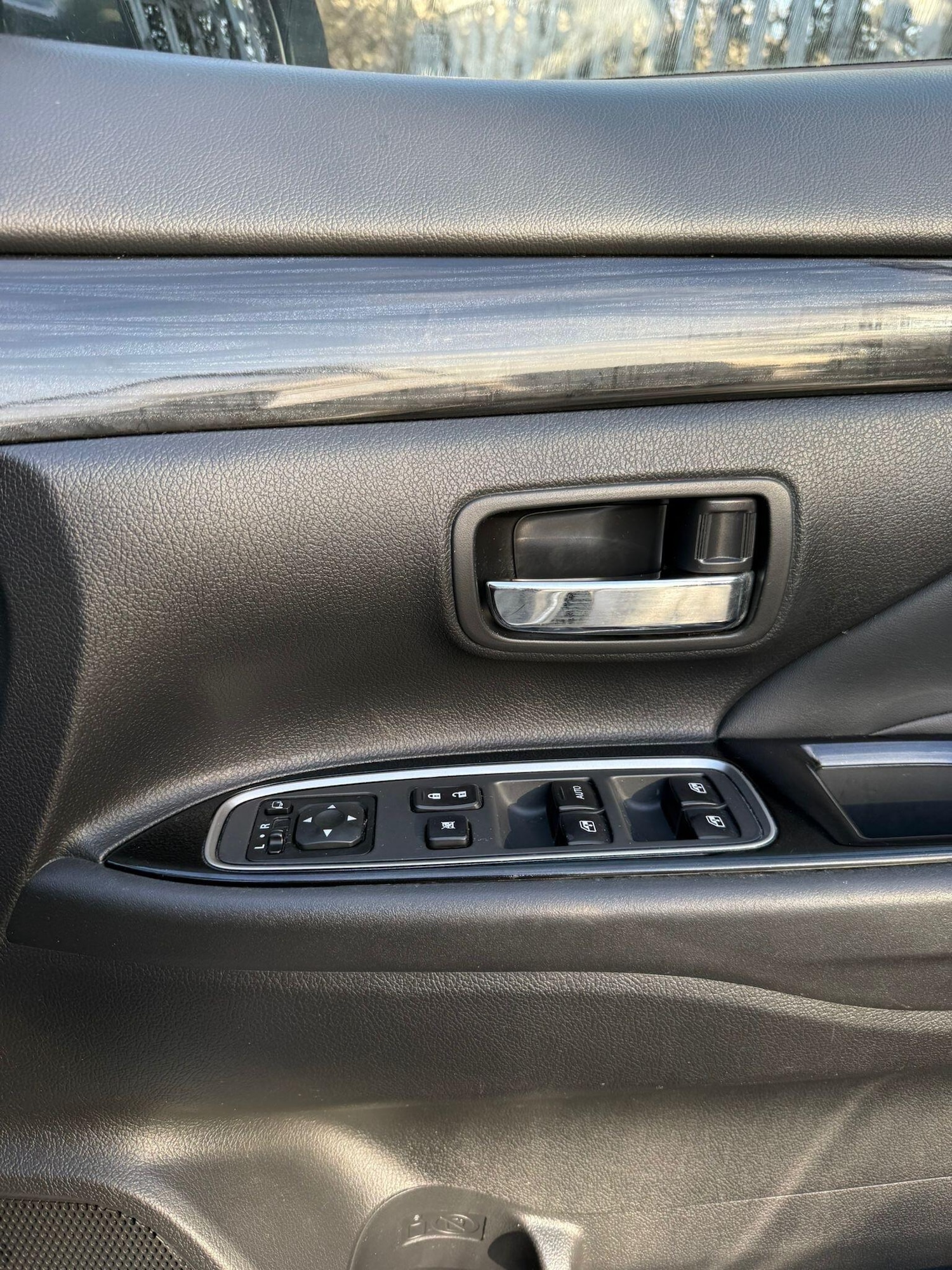 Used Mitsubishi Outlander 2017 for sale - 76976575: Photo 14