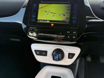 Used Toyota Prius 2016 for sale - 74852167: Photo